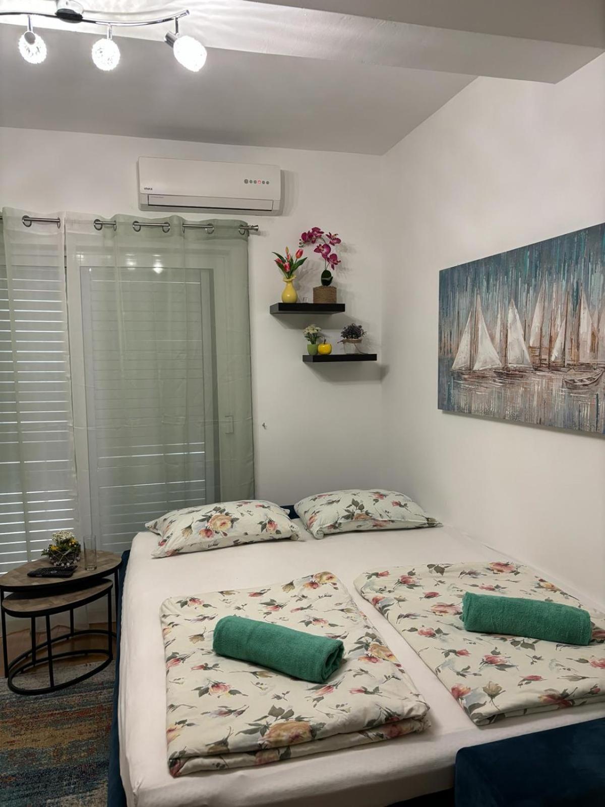 Apartment Eny 바스카보다 객실 사진